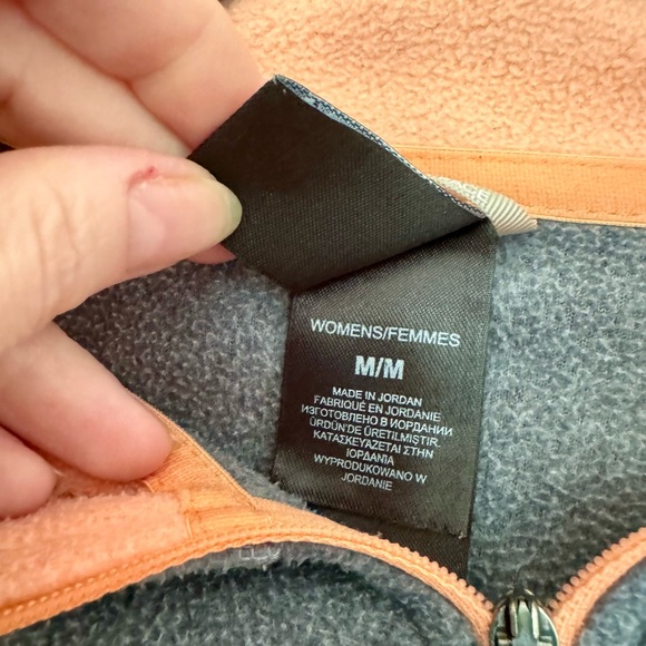 North Face Quarter Zip Fleece - Picture 3 of 4